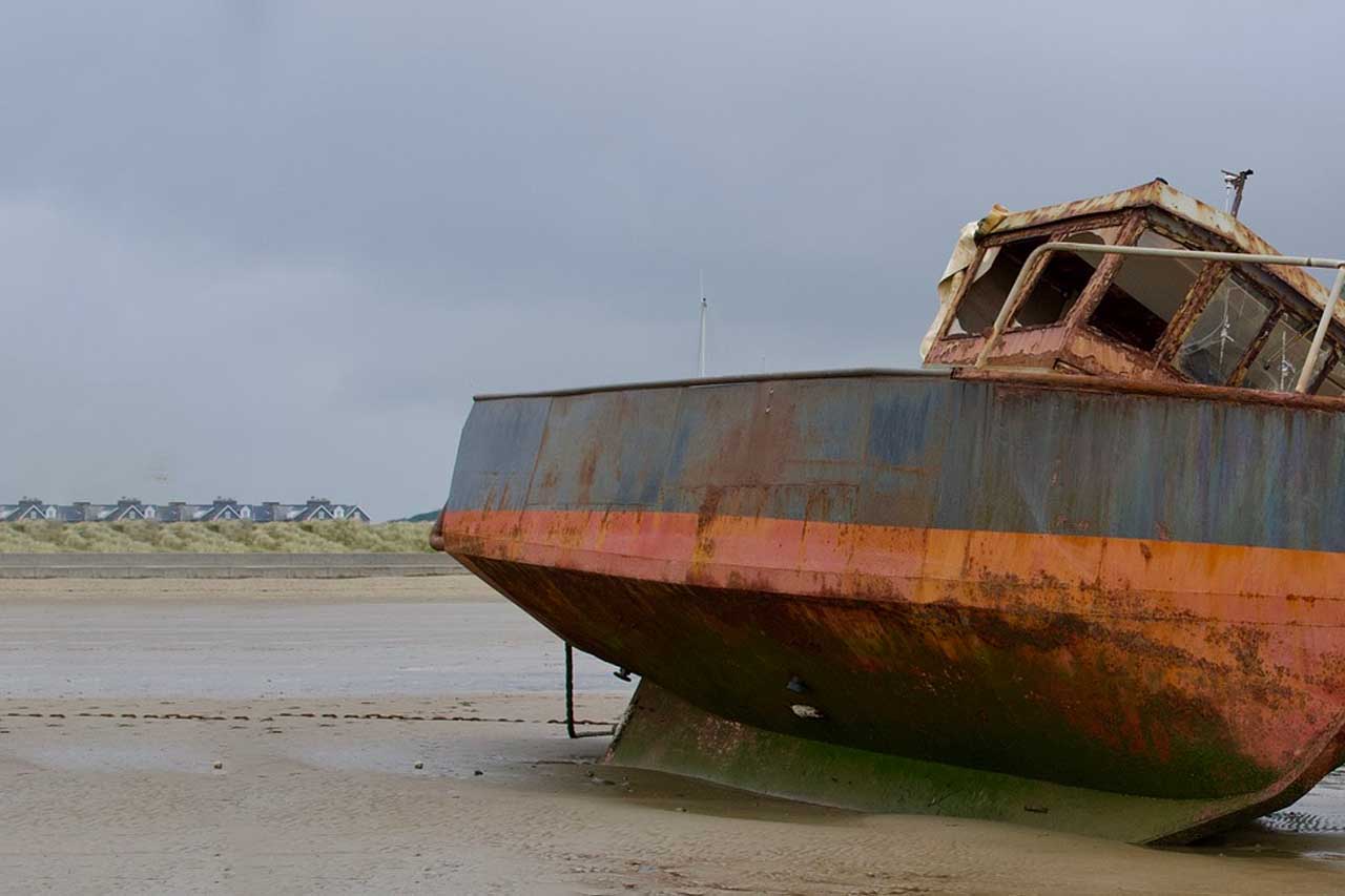 laser cleaning metal machine سفينة صدئة