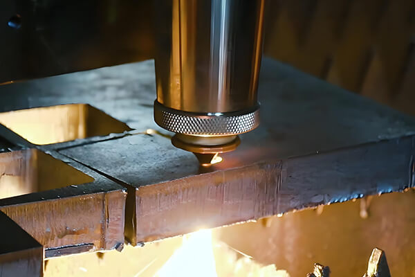 القطع بالليزر