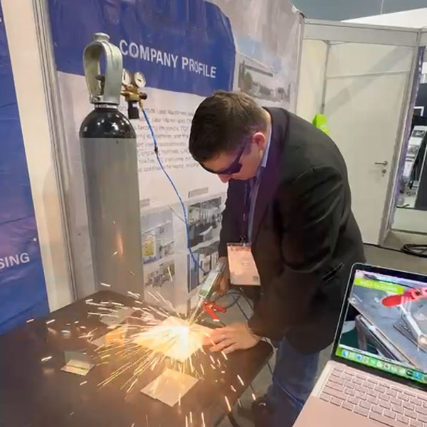 ماكينة لحام INTERTOOL النمسا 