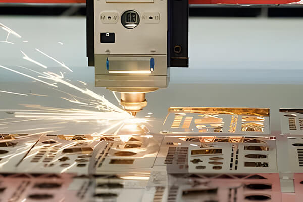 القطع بالليزر