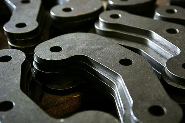 قطع الصفائح المعدنية بالليزر