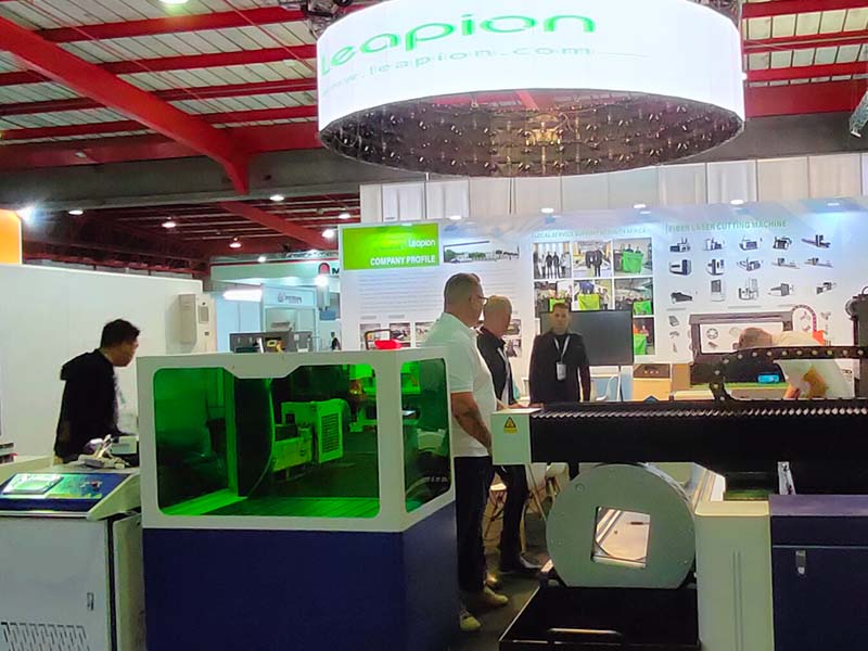 أدوات الآلات أفريقيا 2024